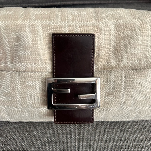 Vintage Fendi FF Zucca Baguette - Picture 13 of 15